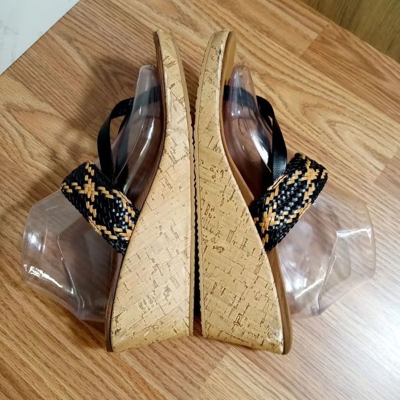 Skechers Luxe Foam Wedge Sandals Womens Sz 11 EU 41 Thong Slip On 38533 - Picture 7 of 16